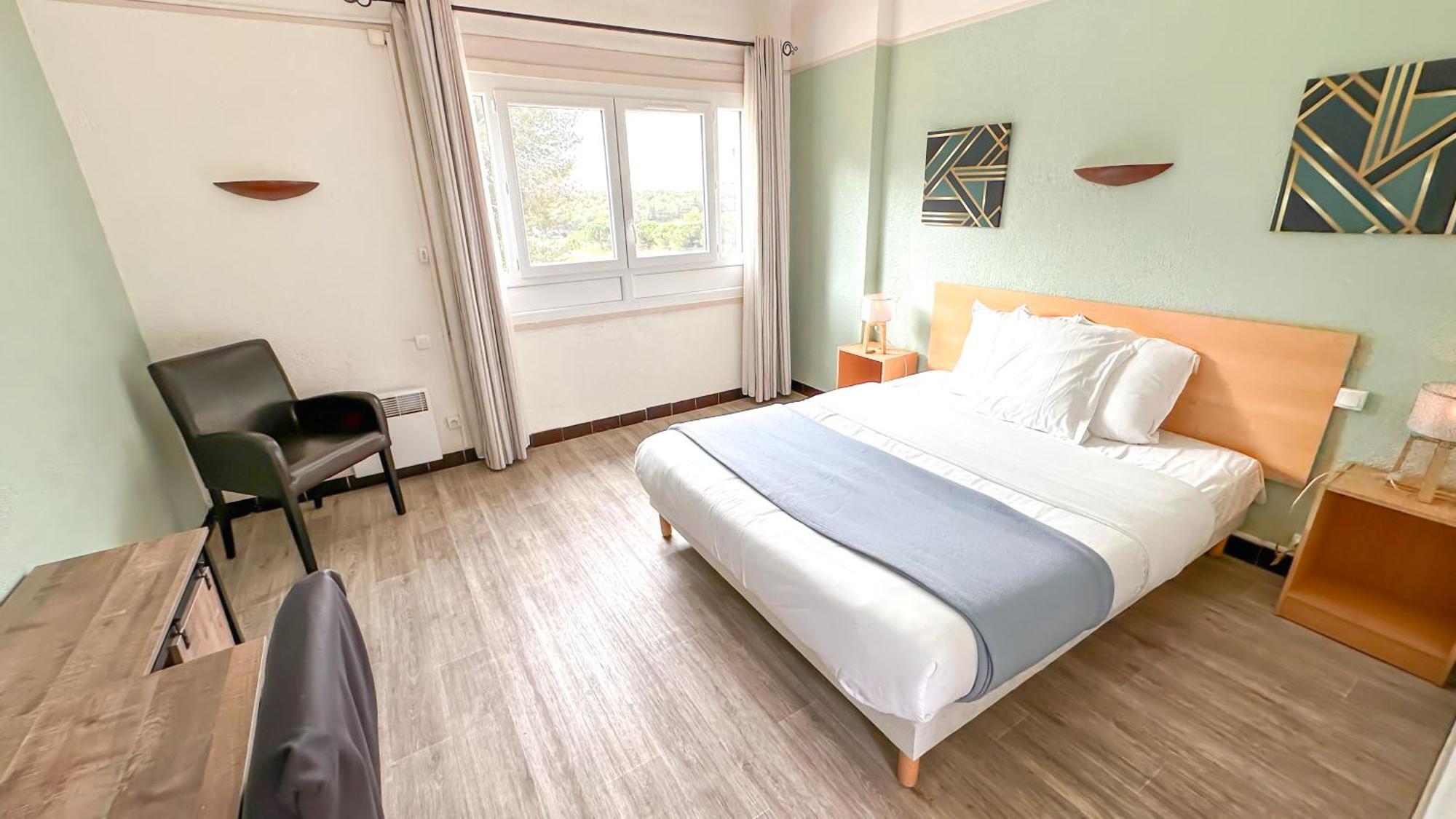 Hotel Les Rocailles Montagnac  Esterno foto